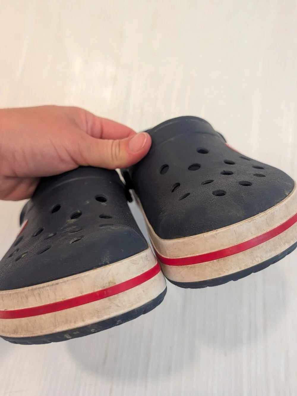 CROCS Kids Navy Crocband Clogs with Red White Sole  Size 4 Youth